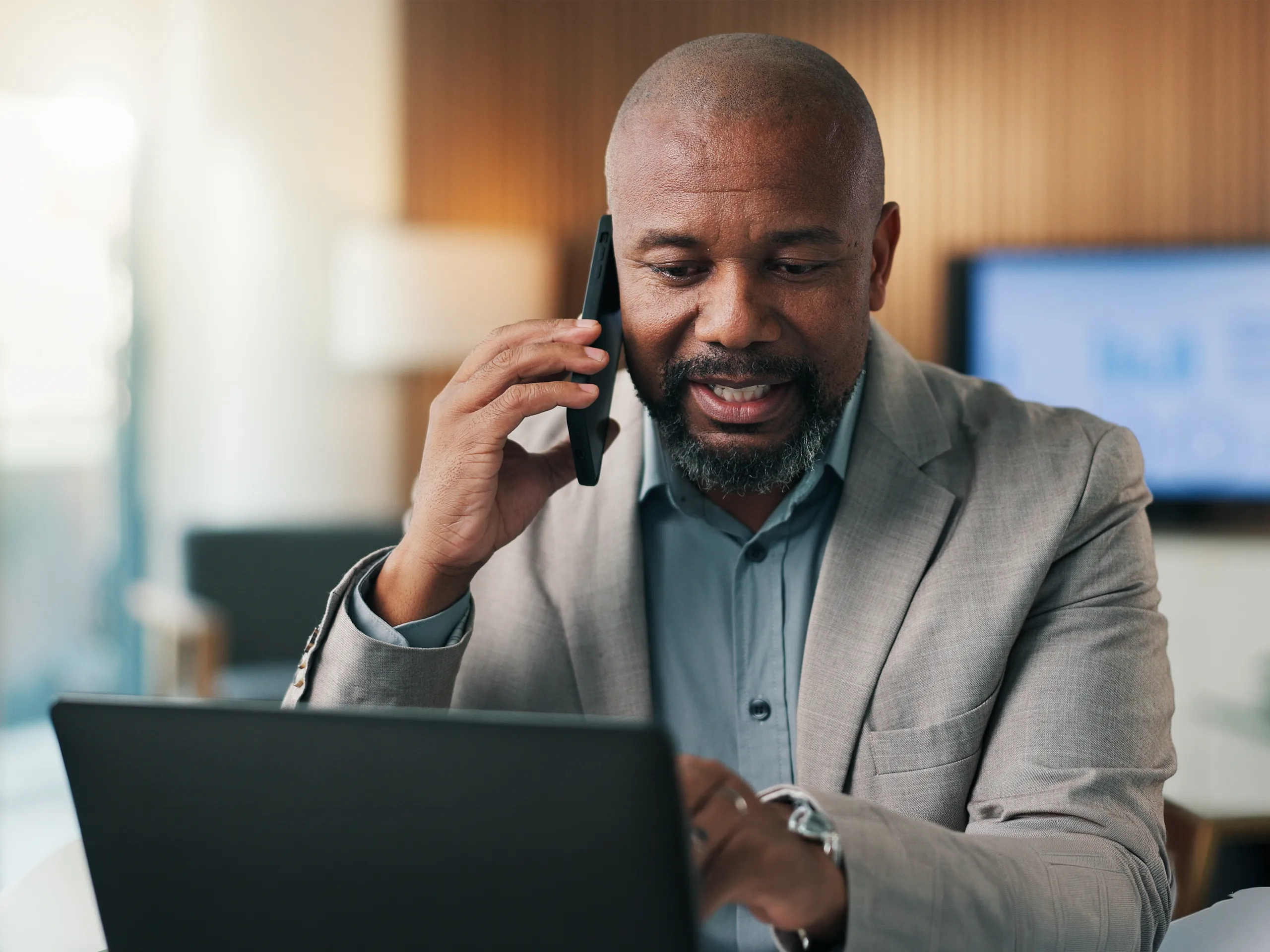 Lawyer talking at the phone