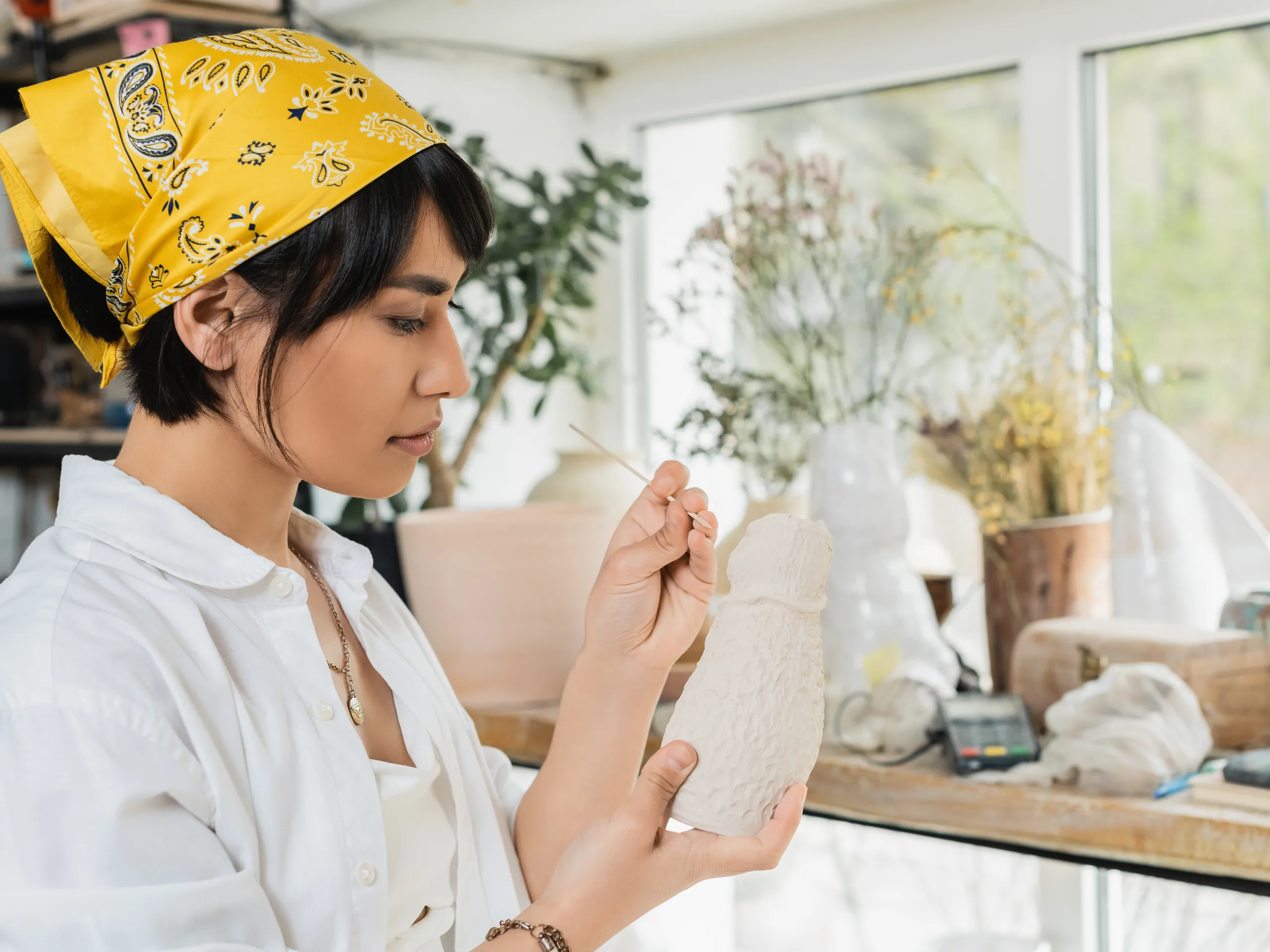 woman sculpture Artist